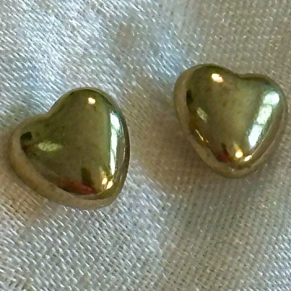 Gold Tone Heart Shaped‎ Stud Earrings